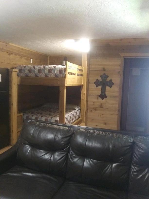 Whispering Creek Lodging & Rv Resort Newton Bagian luar foto